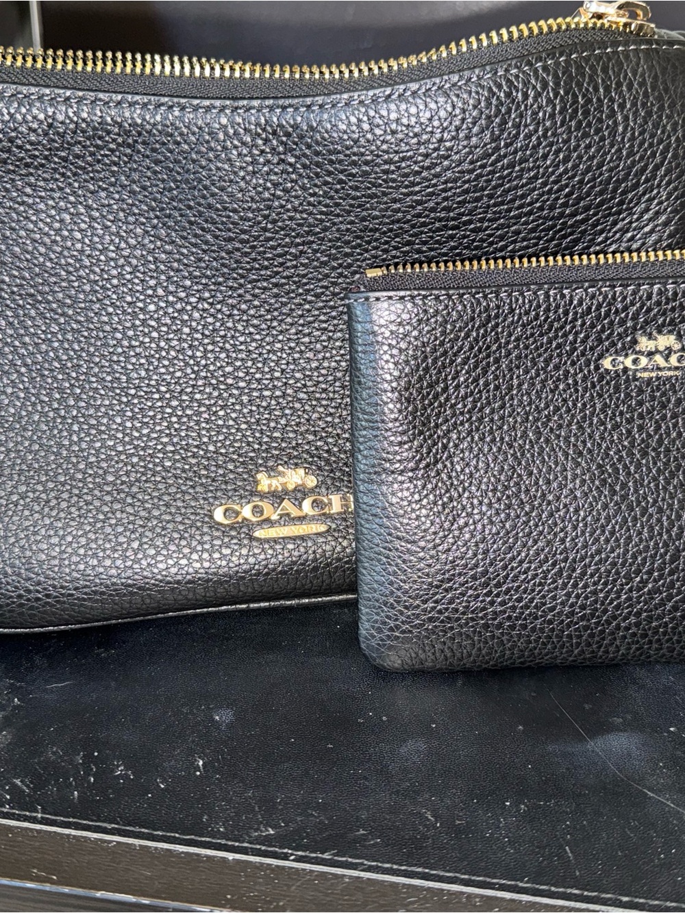 Coach black pebble leather crossbody/shoulder bag w/ wristlet - Picture 3 of 7